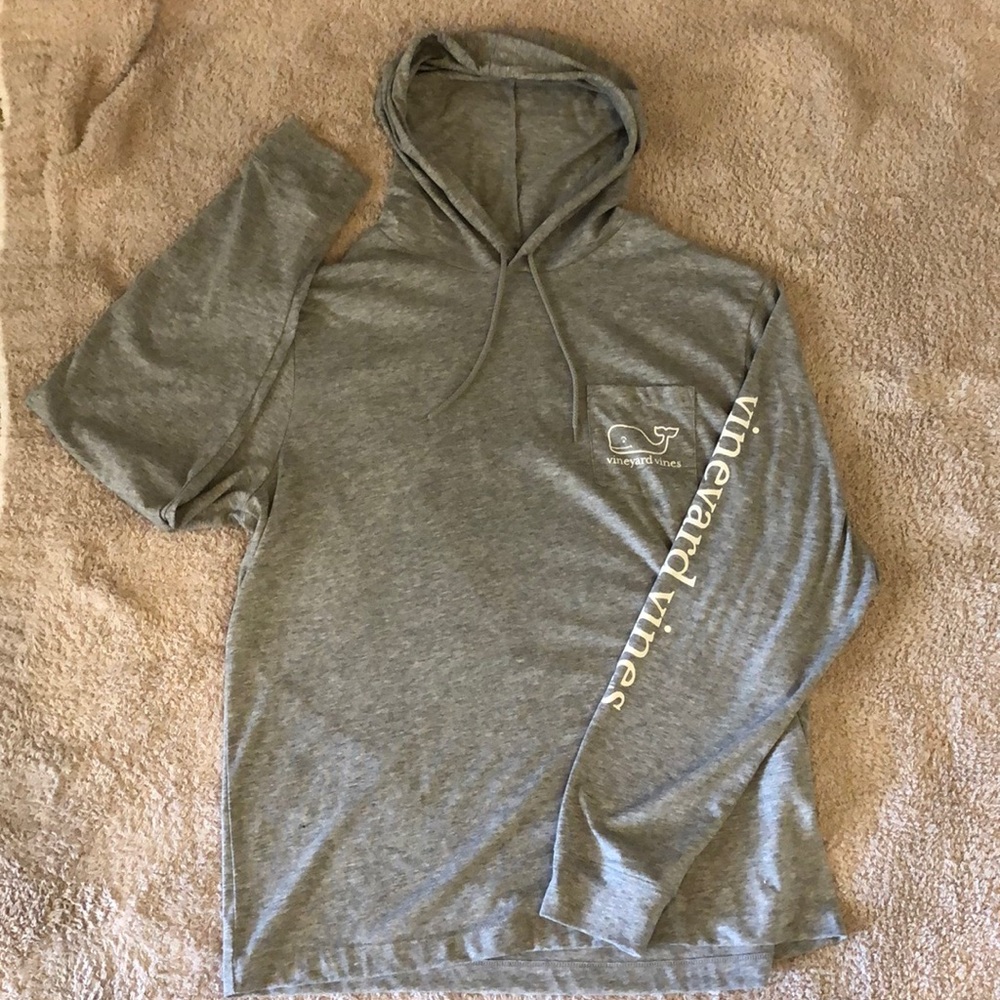 Long sleeve Vinyard Vines hoodie